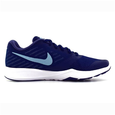 nike navy blue trainers